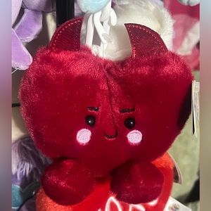 ❌SOLD❌ Klaus heart “devil heart” palm pals